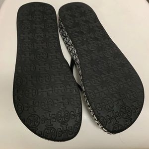 Tory Burch Shoes - Tory Burch 8 Tory Burch Shoes - Tory Burch 8